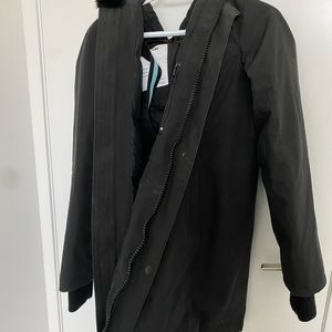 Black Aritzia Haven Parka | Winter Coat | Up to -30 degrees | Fur Trim